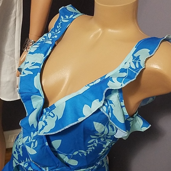 IMPORTED Dress Floral Must See Design - Picture 4 of 8